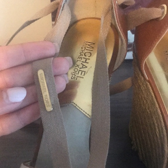 Michael Kors Espadrilles! - Picture 3 of 6